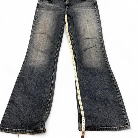 Levi's 526 Slender Bootcut Jeans - Picture 7 of 8